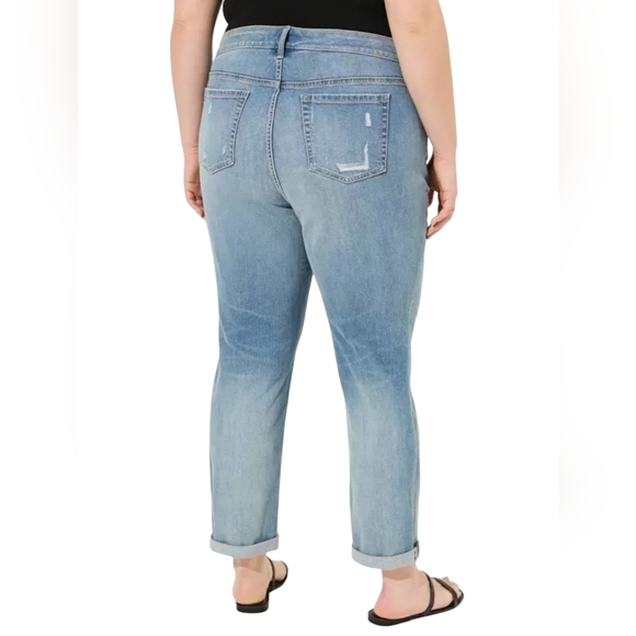 Torrid Short Boyfriend Straight Vintage Stretch Mid-Rise Jean Distressed 22S - Picture 6 of 12